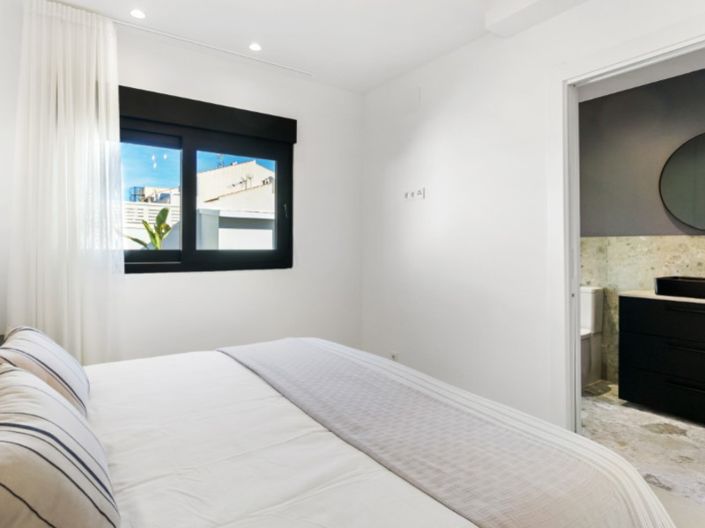 Image No.3-3 Bed Villa for sale