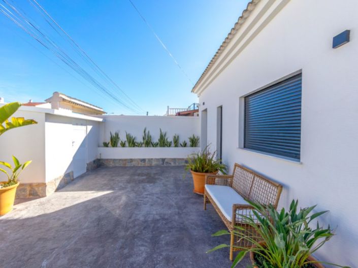 Image No.4-Villa de 3 chambres à vendre à Torrevieja