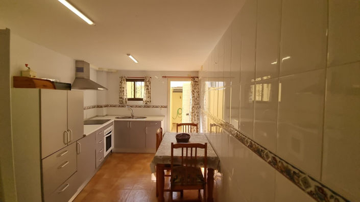 Image No.6-4 Bed Townhouse for sale