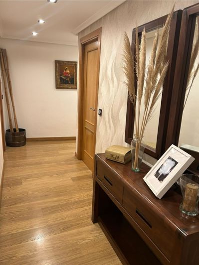 Image No.6-4 Bed Apartment for sale