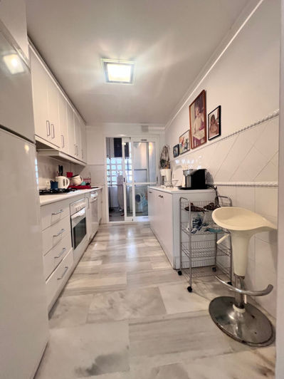 Image No.12-2 Bed Apartment for sale