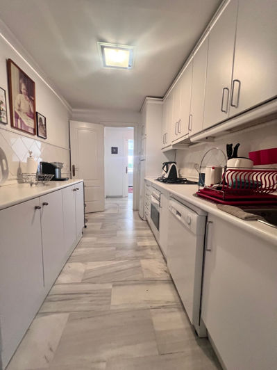 Image No.13-2 Bed Apartment for sale