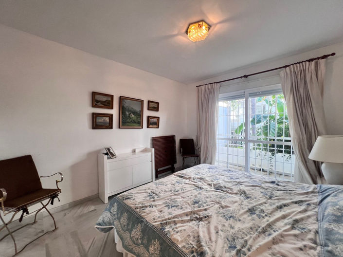 Image No.22-2 Bed Apartment for sale