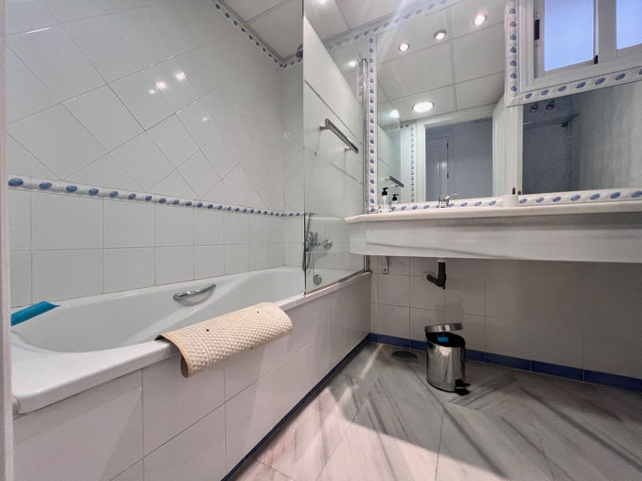 Image No.23-2 Bed Apartment for sale