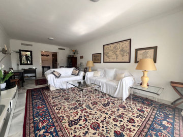 4-c23c0f86247804fa50226aecd8b0b2c8