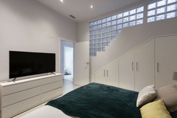 Image No.47-5 Bed Villa for sale