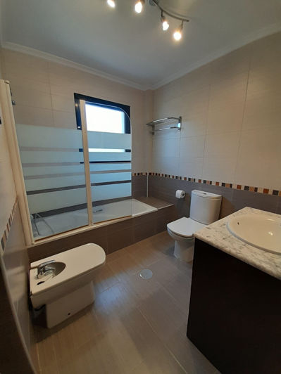 Image No.18-3 Bed Villa for sale