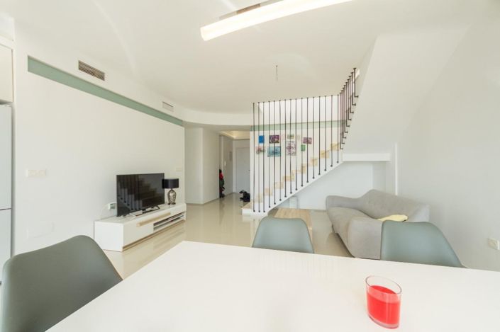 Image No.11-3 Bed Apartment for sale