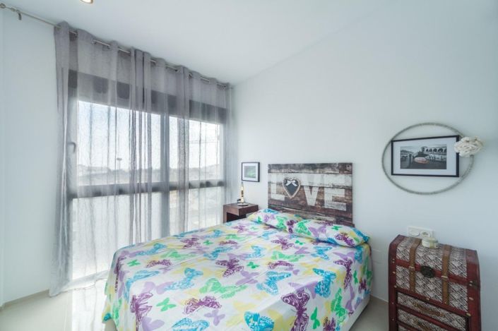 Image No.20-3 Bed Apartment for sale