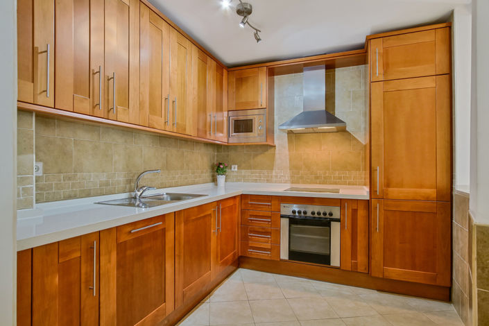 Image No.11-3 Bed Townhouse for sale