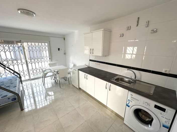 Image No.17-3 Bed Villa for sale