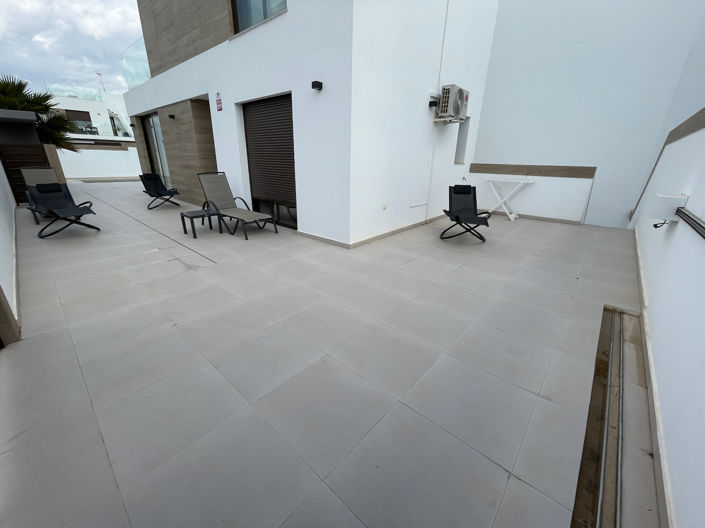 Image No.39-3 Bed Villa for sale