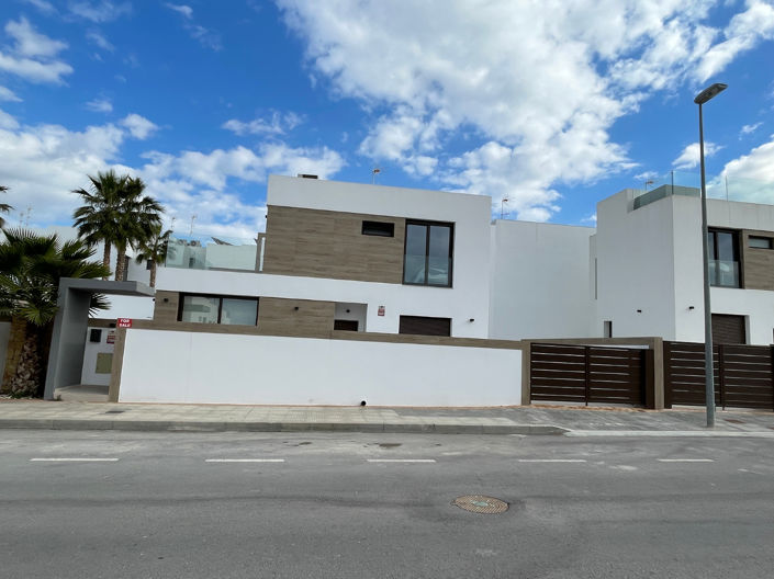 Image No.46-3 Bed Villa for sale