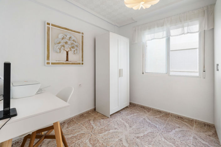 Image No.8-Appartement de 3 chambres à vendre à Torrevieja