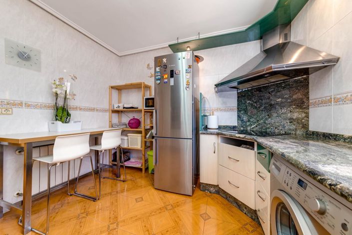 Image No.17-4 Bed Villa for sale