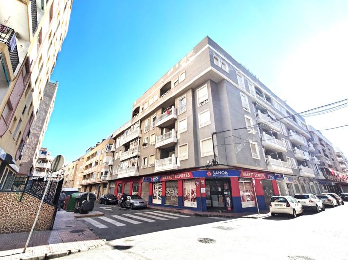 Image No.1-Appartement de 2 chambres à vendre à Torrevieja
