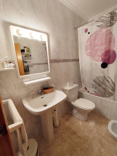 Image No.10-3 Bed Apartment for sale