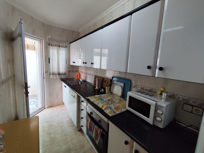 Image No.13-3 Bed House for sale