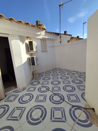 Image No.17-3 Bed House for sale