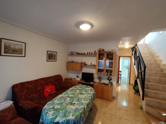 Image No.3-3 Bed House for sale