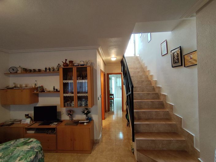 Image No.5-3 Bed House for sale