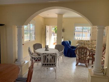 409-villa-for-sale-in-la-siesta-5254