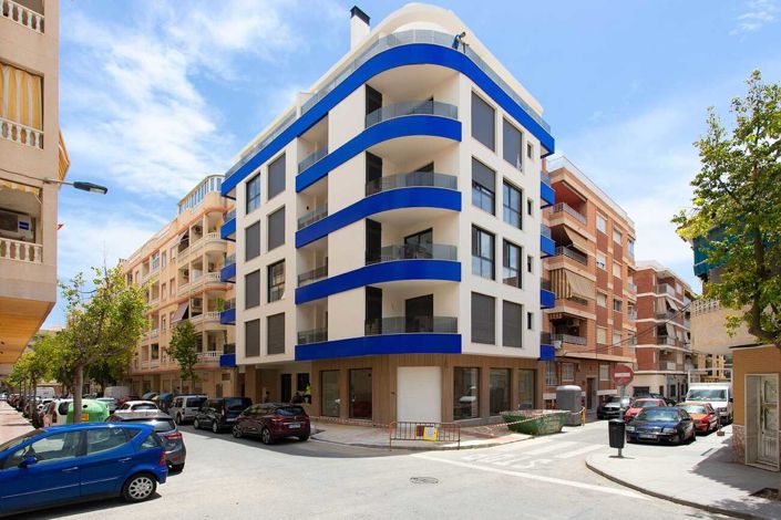 Image No.29-2 Bed House for sale