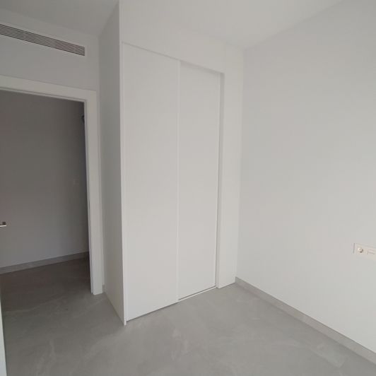 Image No.34-2 Bed House for sale