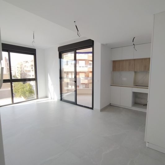 Image No.47-2 Bed House for sale