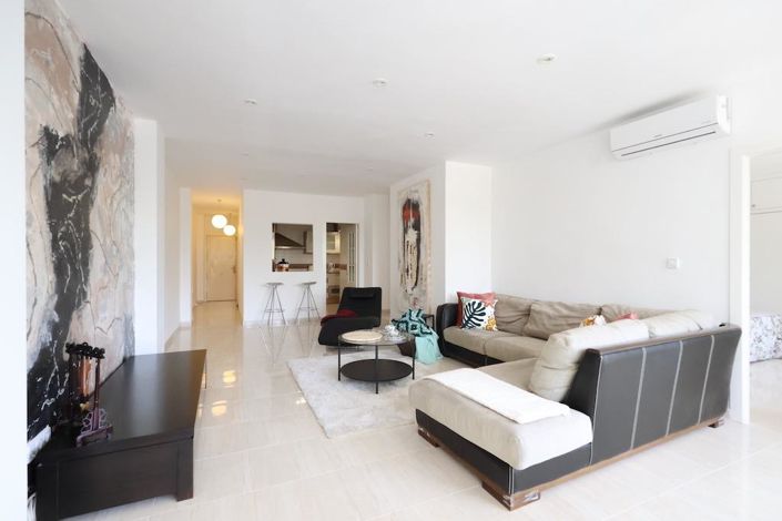 Image No.9-3 Bed Property for sale