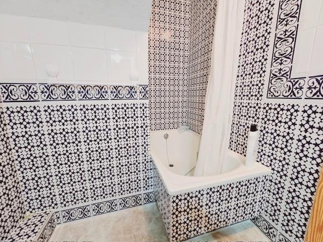 Image No.3-4 Bed Villa for sale