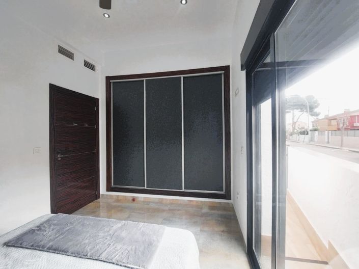 Image No.16-3 Bed Villa for sale