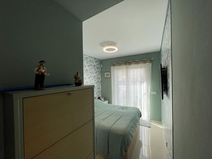 Image No.45-2 Bed Apartment for sale