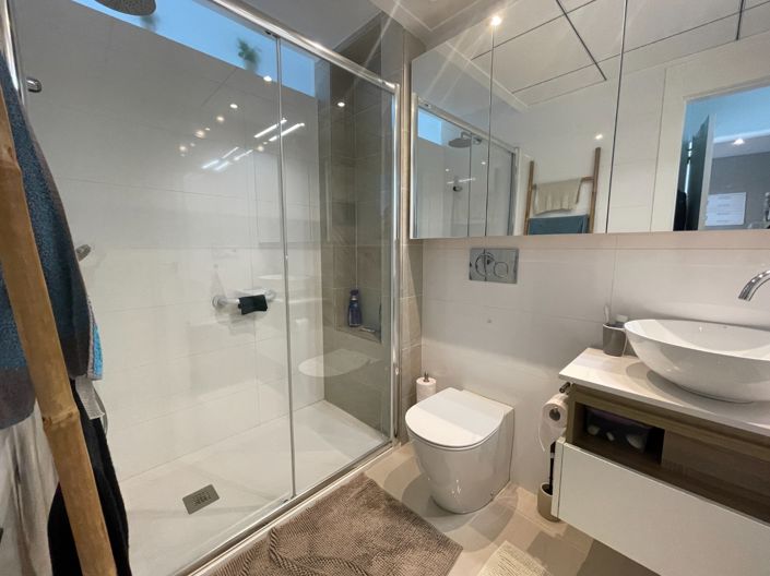 Image No.48-2 Bed Apartment for sale