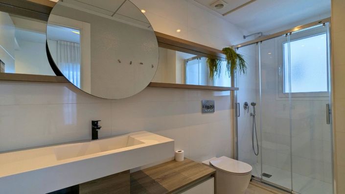 Image No.35-3 Bed House for sale