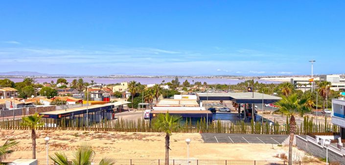 Image No.16-3 Bed Townhouse for sale