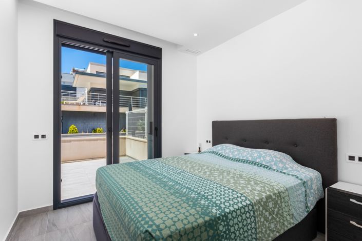 Image No.21-5 Bed Villa for sale