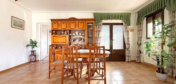 Image No.5-4 Bed Villa for sale