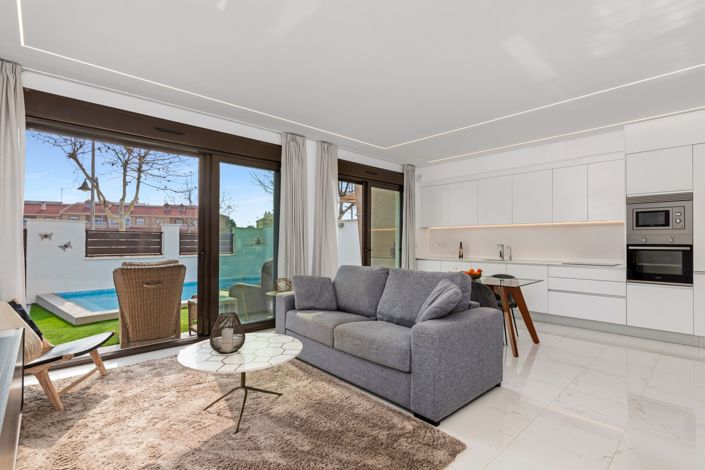 Image No.3-Villa de 3 chambres à vendre à Pilar de la Horadada