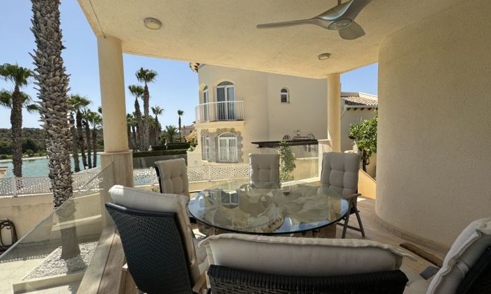 Image No.30-3 Bed Villa for sale