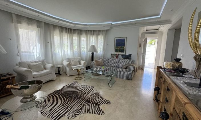 Image No.36-3 Bed Villa for sale