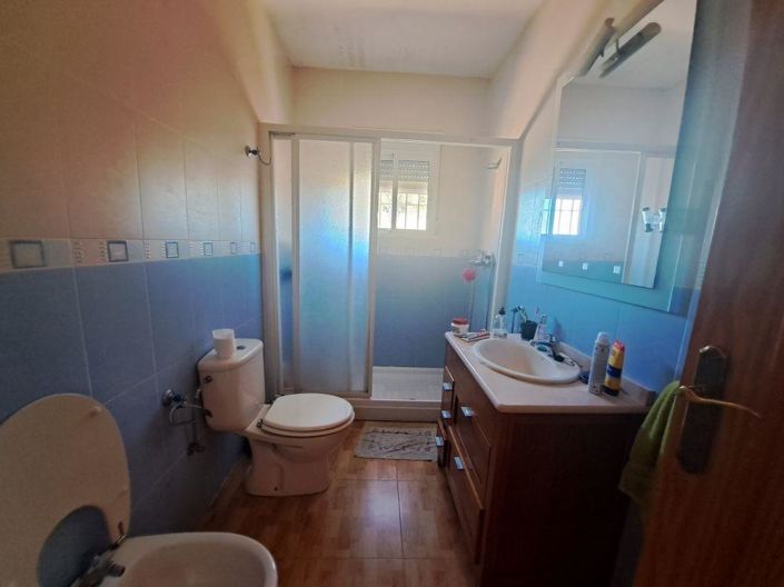 Image No.13-3 Bed Townhouse for sale