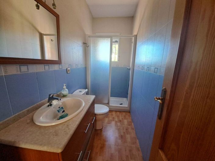 Image No.16-3 Bed Townhouse for sale