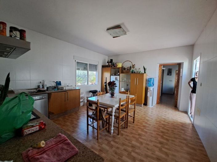 Image No.9-3 Bed Townhouse for sale