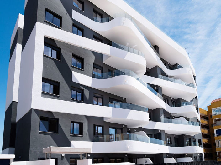 Image No.1-3 Bed Apartment for sale