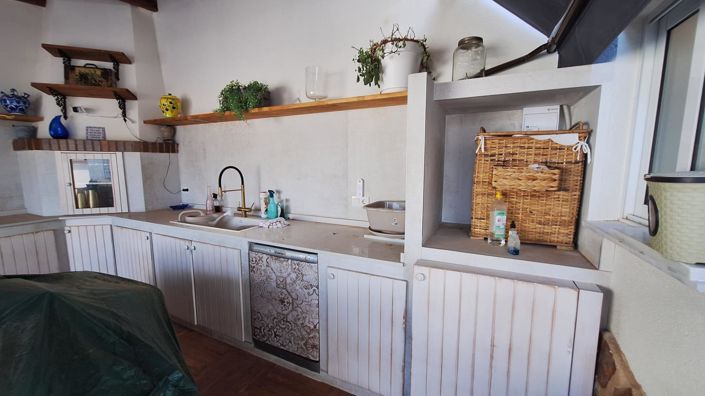 Image No.48-4 Bed Villa for sale