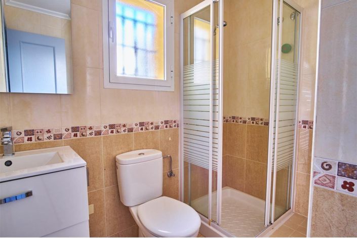 Image No.13-3 Bed Villa for sale