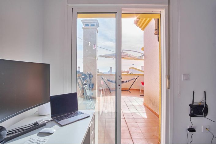 Image No.15-3 Bed Villa for sale