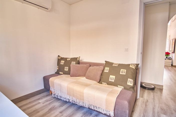 Image No.20-3 Bed Villa for sale