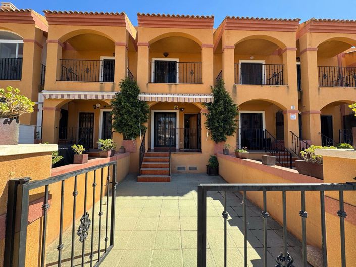 Image No.1-2 Bed Townhouse for sale